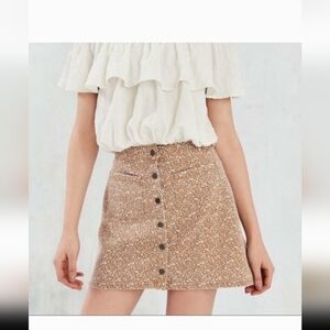 Stylish Brown Patterned Mini Skirt, Kimchi Blue, Snaps